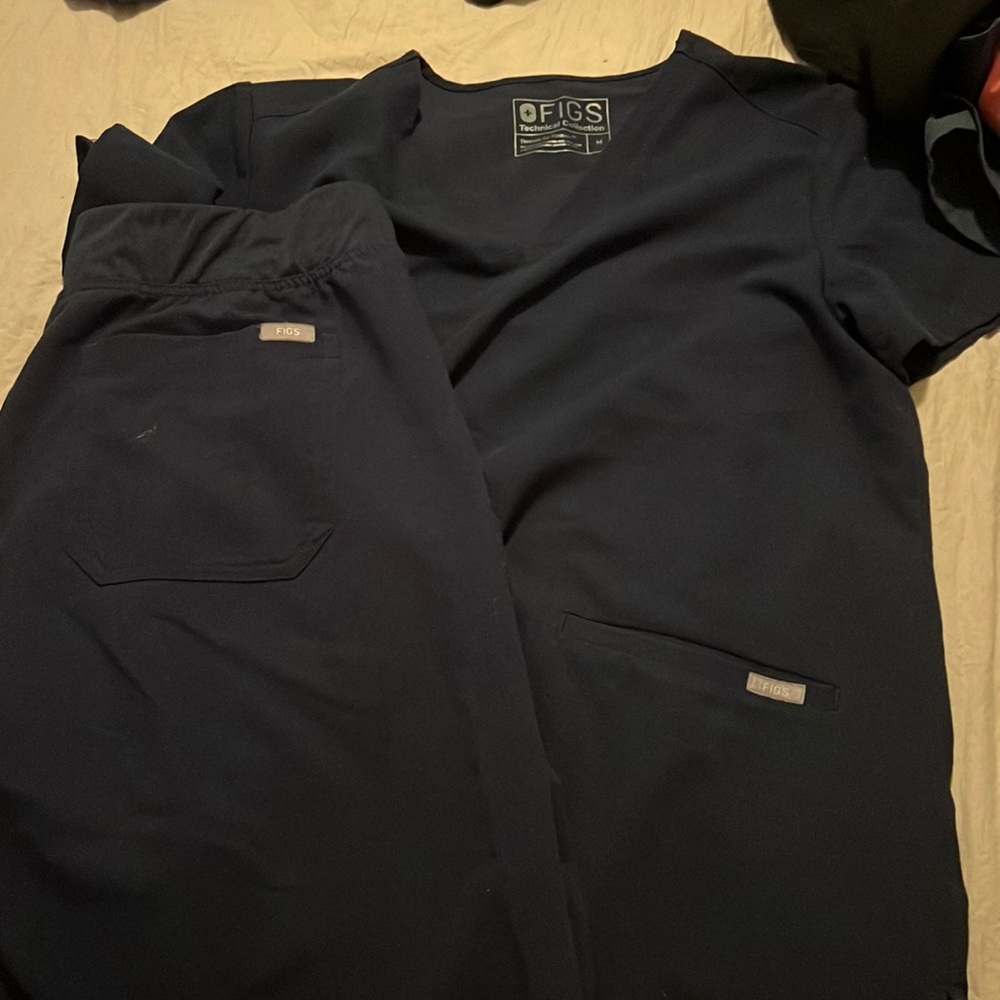 Figs scrub set